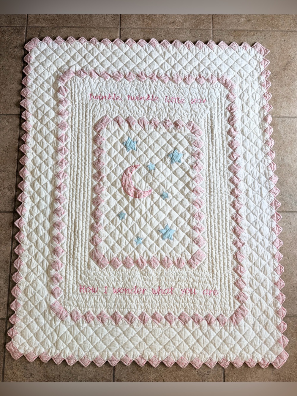 Hand-Quilted Vintage Twinkle Twinkle Little Star 46x59Throw Blanket Quilt.